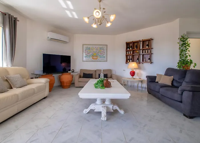 Domus Cilla Apartamento Pittulongu